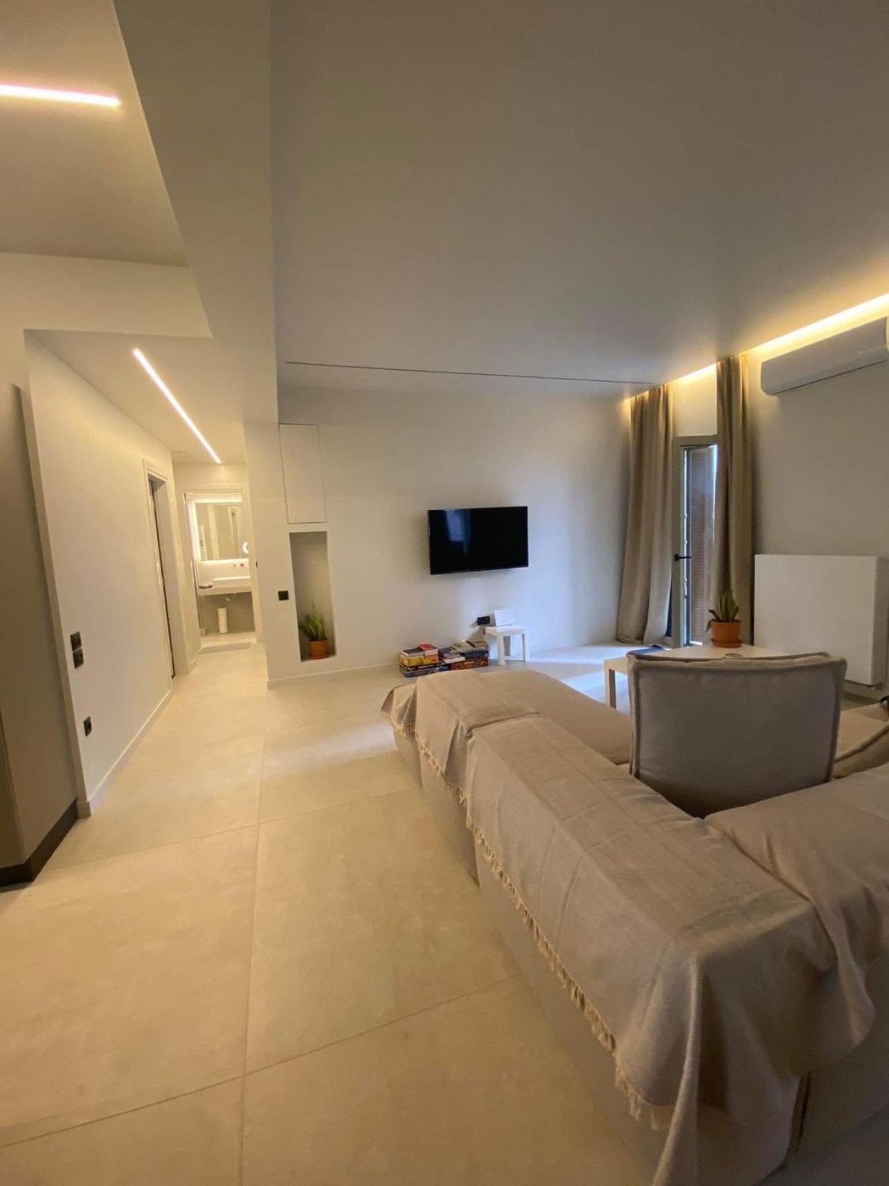 Sapfo Luxury Apartment 1 In Atenas Exterior foto